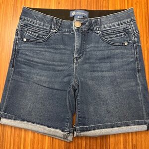 Democracy Denim Jean Shorts Size 6